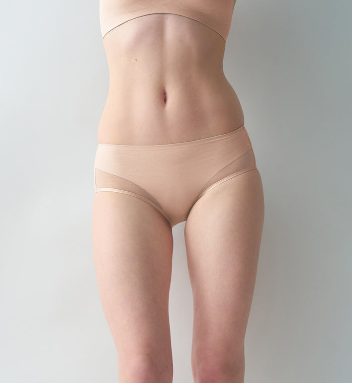 Sheer Breeze Hipster - NUDE BEIGE