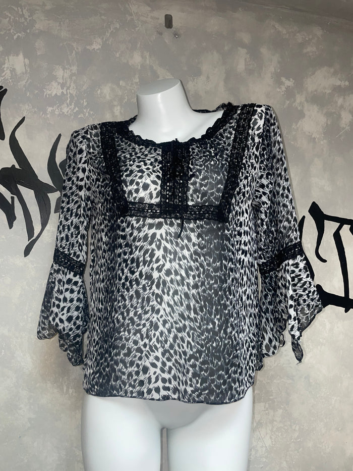 Leopard Printed Vintage Lace Top