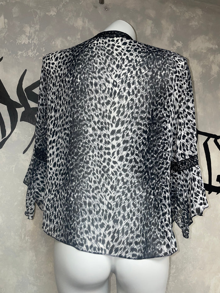 Leopard Printed Vintage Lace Top