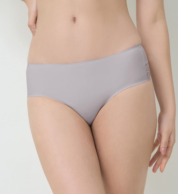 Body Makeup Illusion Lace Hipster - FEATHER