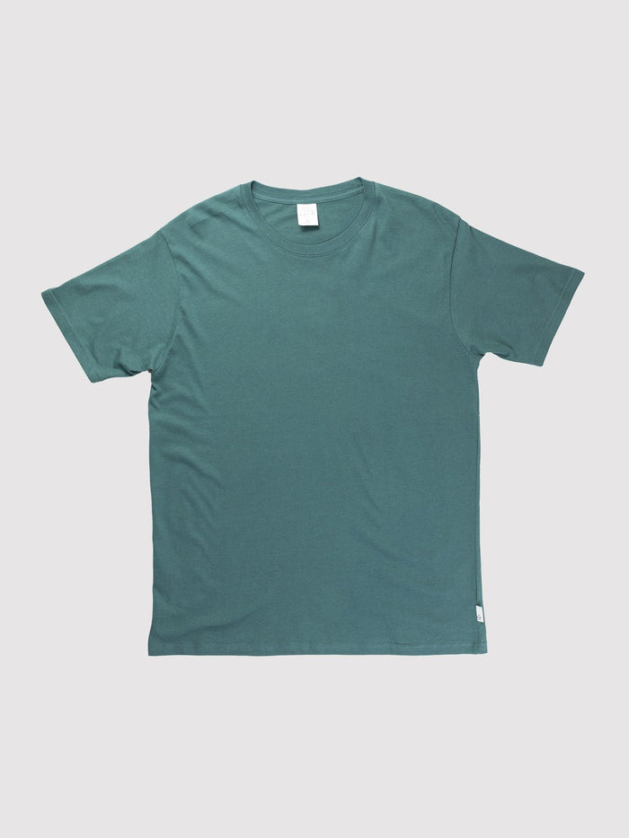 Christmas Scene Men's Jewel T - Millie + Moose