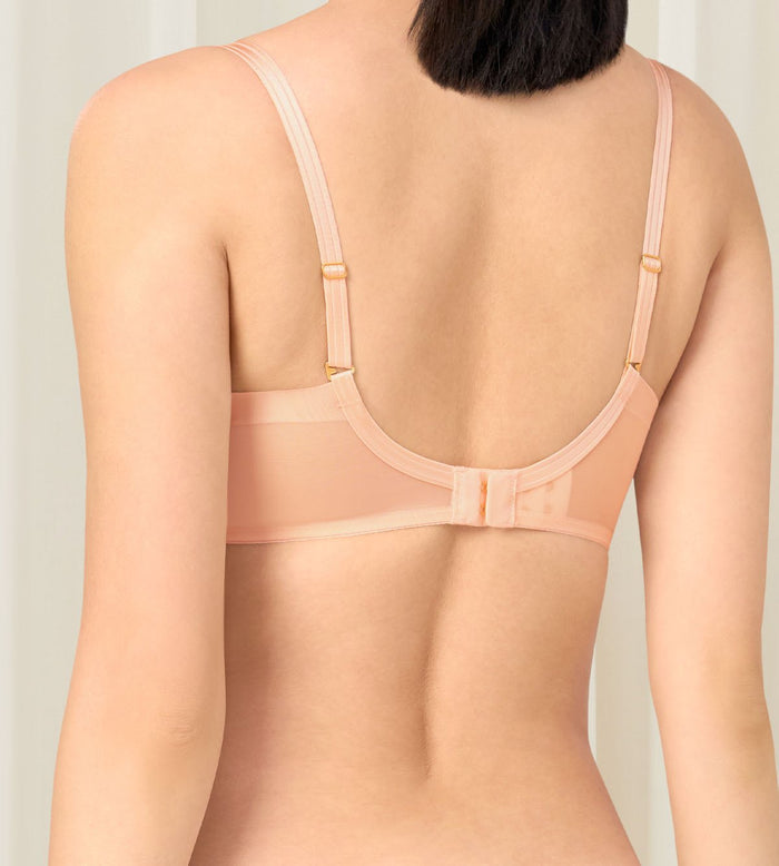 Curves Wired Push Up Deep V Bra - LT. BABY PINK