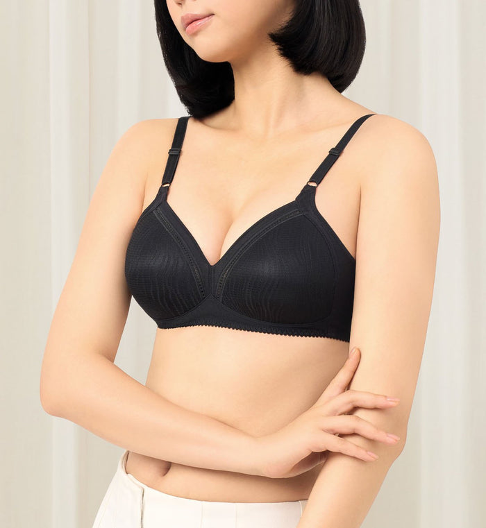 Form & Beauty 138 Non-Wired Padded Bra - BLACK