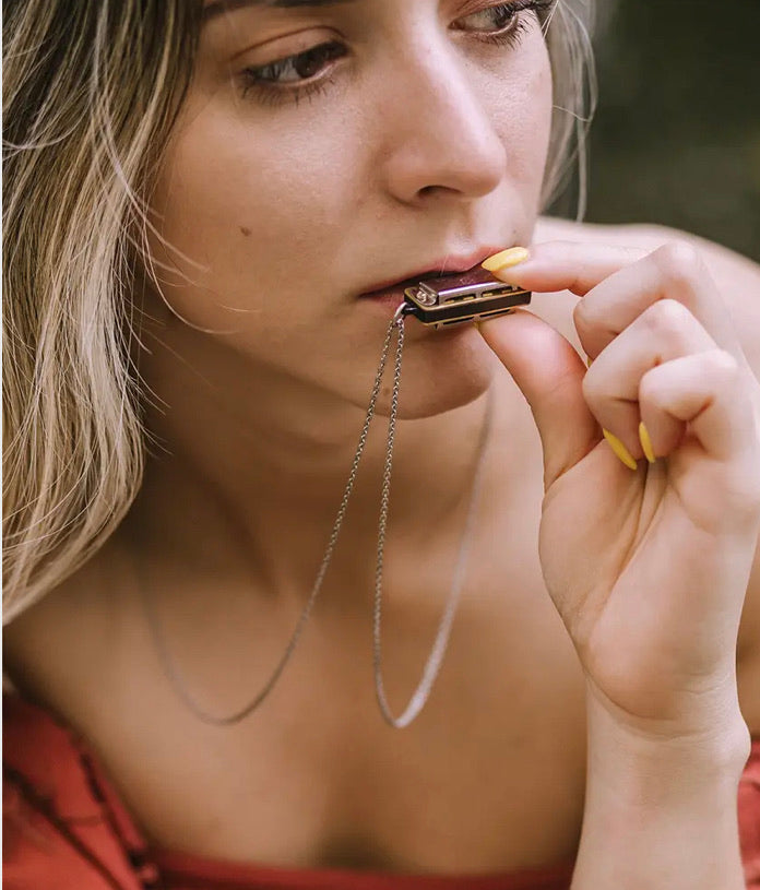 ORNAMENTAL THINGS HARMONICA NECKLACE