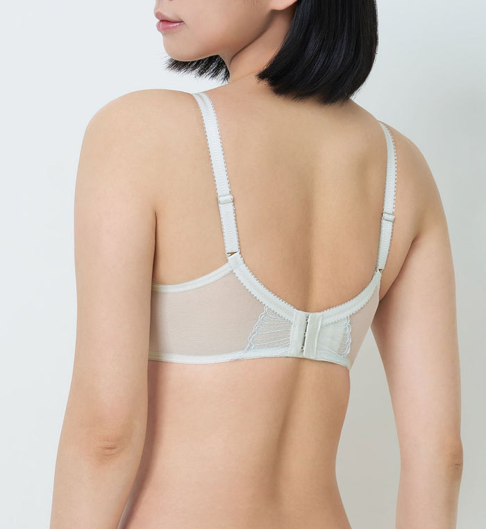 Seashell Non-Wired Push Up Deep V Bra - PAWDER SNOW