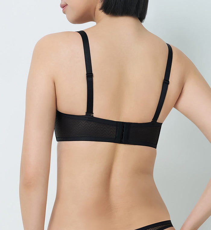 Simply Everyday Chic Non-Wired Detachable Push Up Bra - BLACK