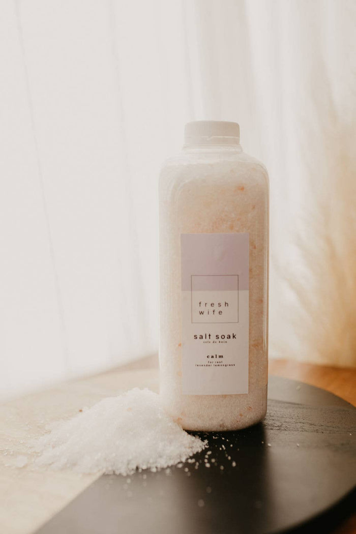 The fresh wife Lavender Lemongrass Salt Soak